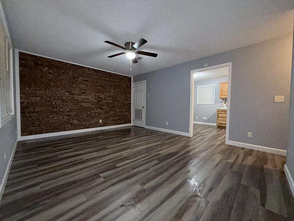 1011 Murphy Rd #6