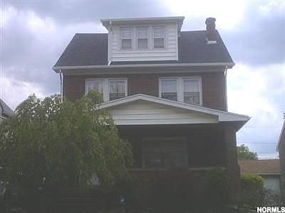 2nd image of 4811 Pershing Ave