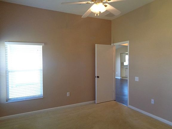 4th image of 206 Oakfield Dr
