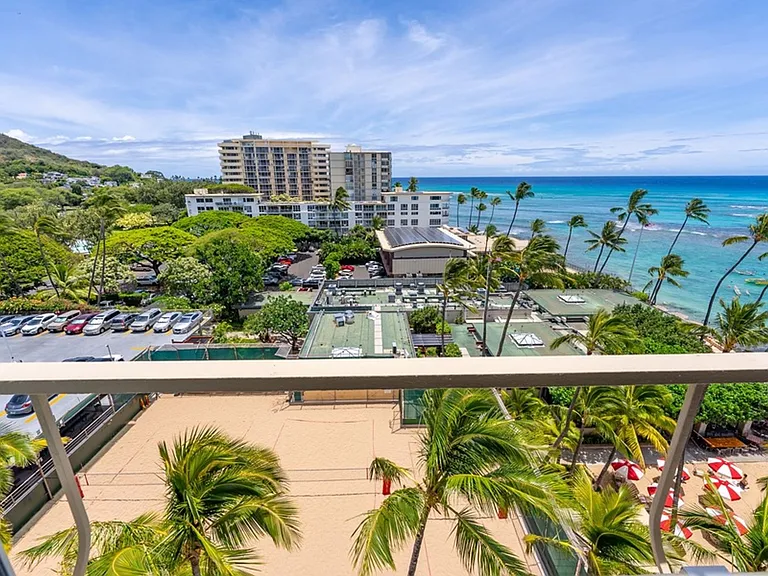 2895 Kalakaua Ave #805 — Photo 49