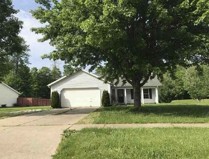 1st image of 476 Oak Hollow Dr
