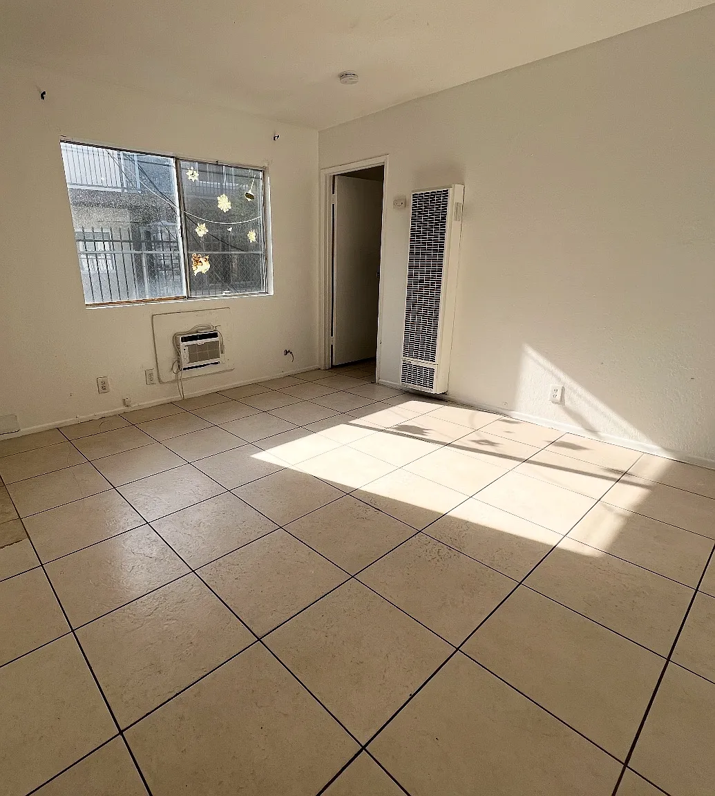 1 bed, 750 sqft, $1,600 — Photo 1