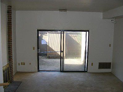 4th image of 4515 Lansmore Dr
