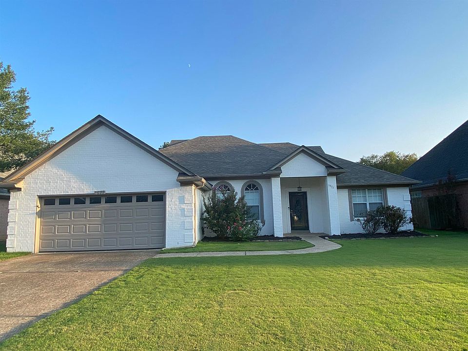 1st image of 1577 Wolf Ridge Dr