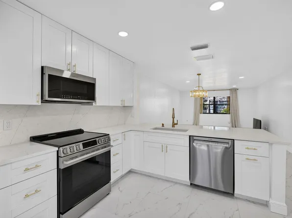 320 Elmira Court, Royal Palm Beach, FL 33411