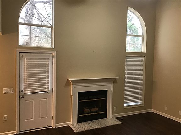2nd image of 2416 Keeling Dr