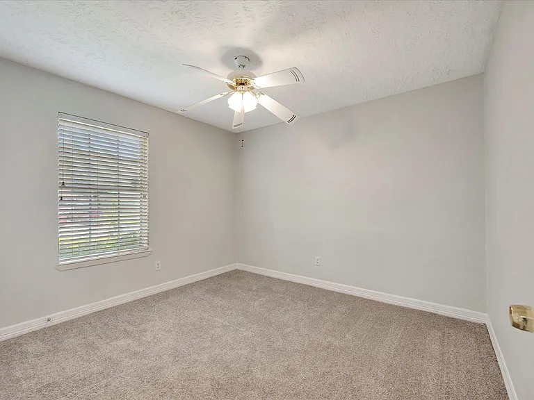 2505 Ironclad Dr — Photo 19
