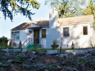 19904 19th Ave NE, Seattle, WA 98155