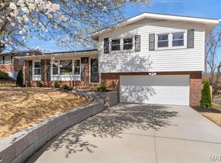1307 Wyncrest Dr, Ballwin, MO