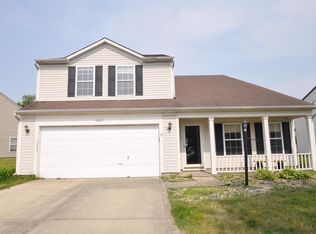 12027 Chapelwood Ln, Fishers, IN 46038