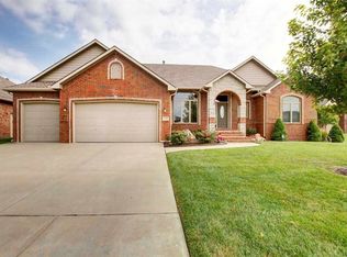 2142 S Sierra Hills Cir, Wichita, KS 67230