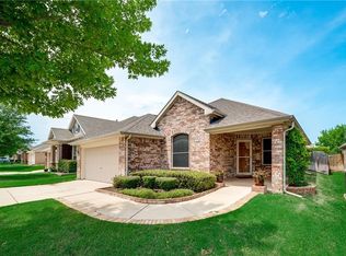 5037 Pinellas Ave, Fort Worth, TX 76244