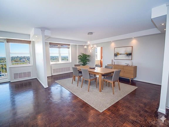 4th image of 2444 Madison Rd Unit 1410