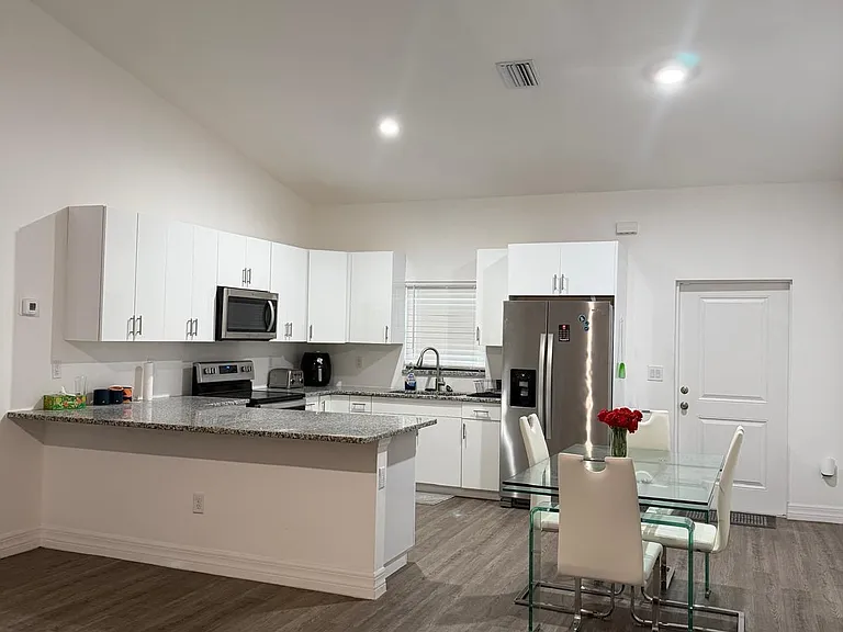 5037 N Dogwood Cir — Photo 8