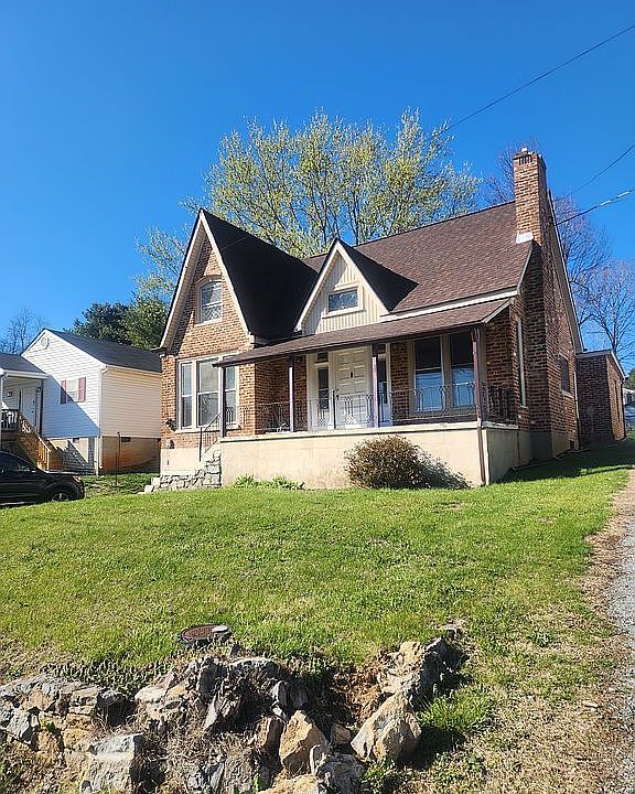 1st image of 424 Peach St