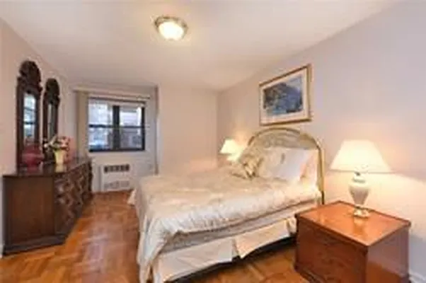 Sold by Century Homes Realty Group LLC | media 24