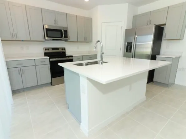 33836 Sky Blossom Cir, Leesburg, FL 34788