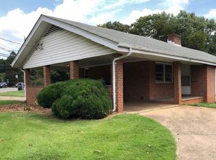 1119 Forest Hills Ave #B, Charlottesville, VA 22903