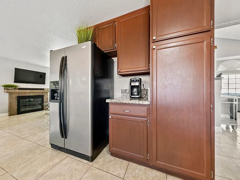 449 Rutherford Cir — Photo 19