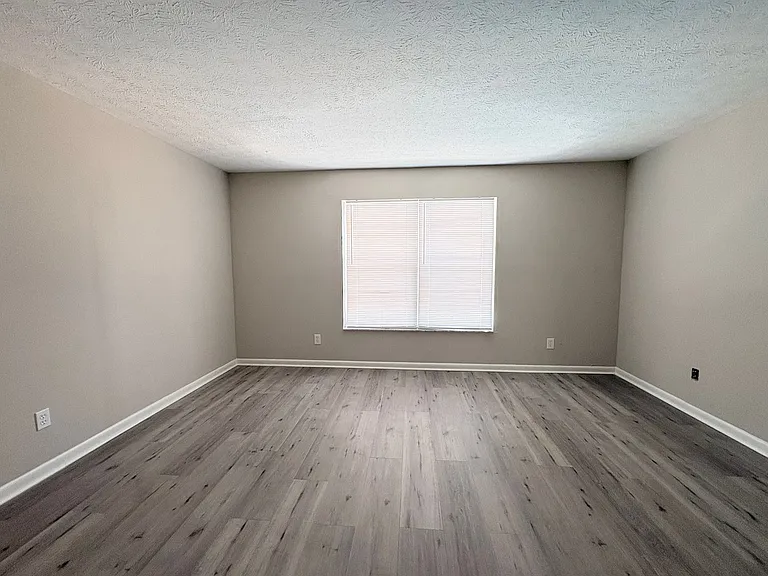 1123 SW 48th Ter #104 — Photo 14