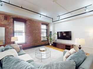 19 Stanhope St APT 1C, Boston, MA 02116