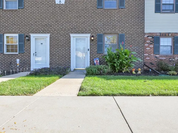 1713 Baron Dr, York, PA 17408