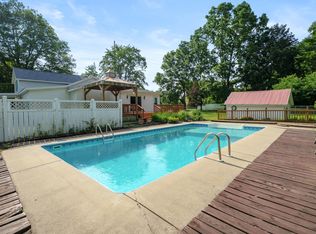 59418 65th St, Hartford, MI 49057