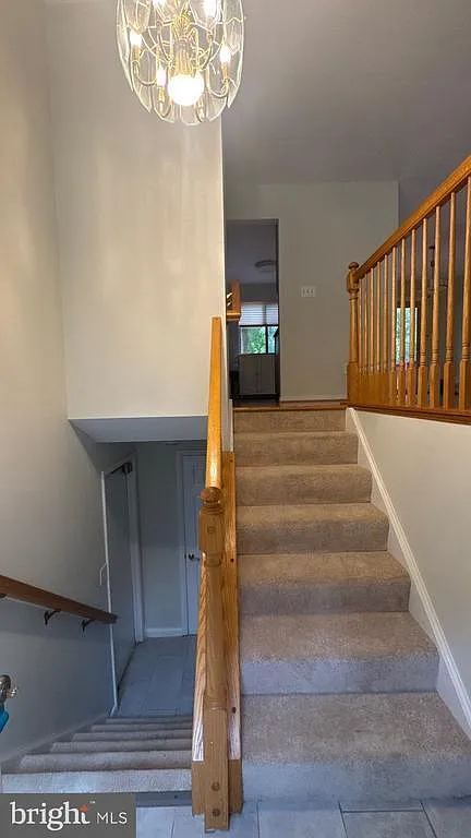 3 bed, 2228 sqft, $3,200 — Photo 2