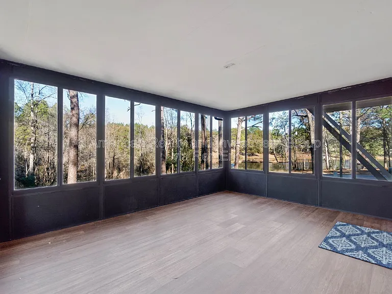 1315 Grandview Dr — Photo 21