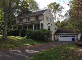 1408 Hillcrest Dr, Blacksburg, VA 24060