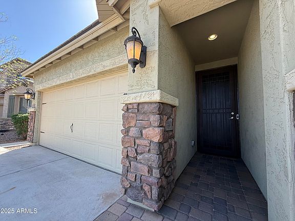 2nd image of 3717 E LODGEPOLE Drive