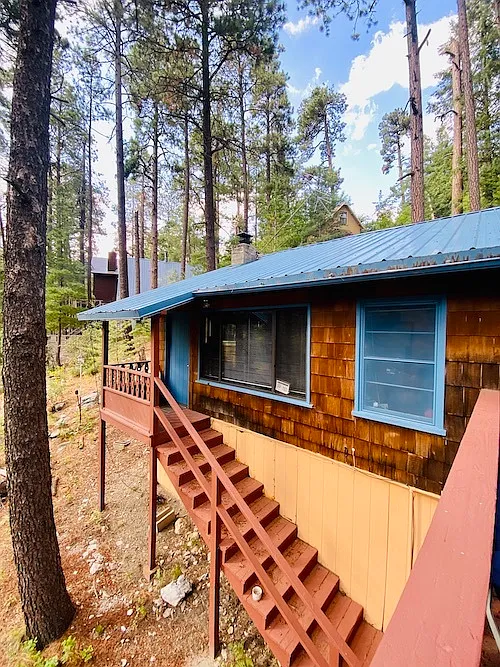 4 bed, 2.0 bath, $2,500 — Photo 2