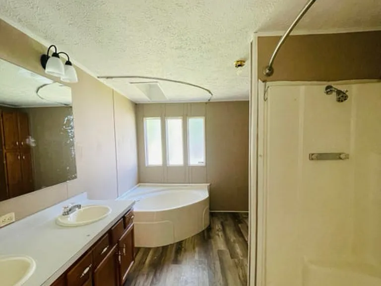 25 Milledge Village Rd — Photo 8