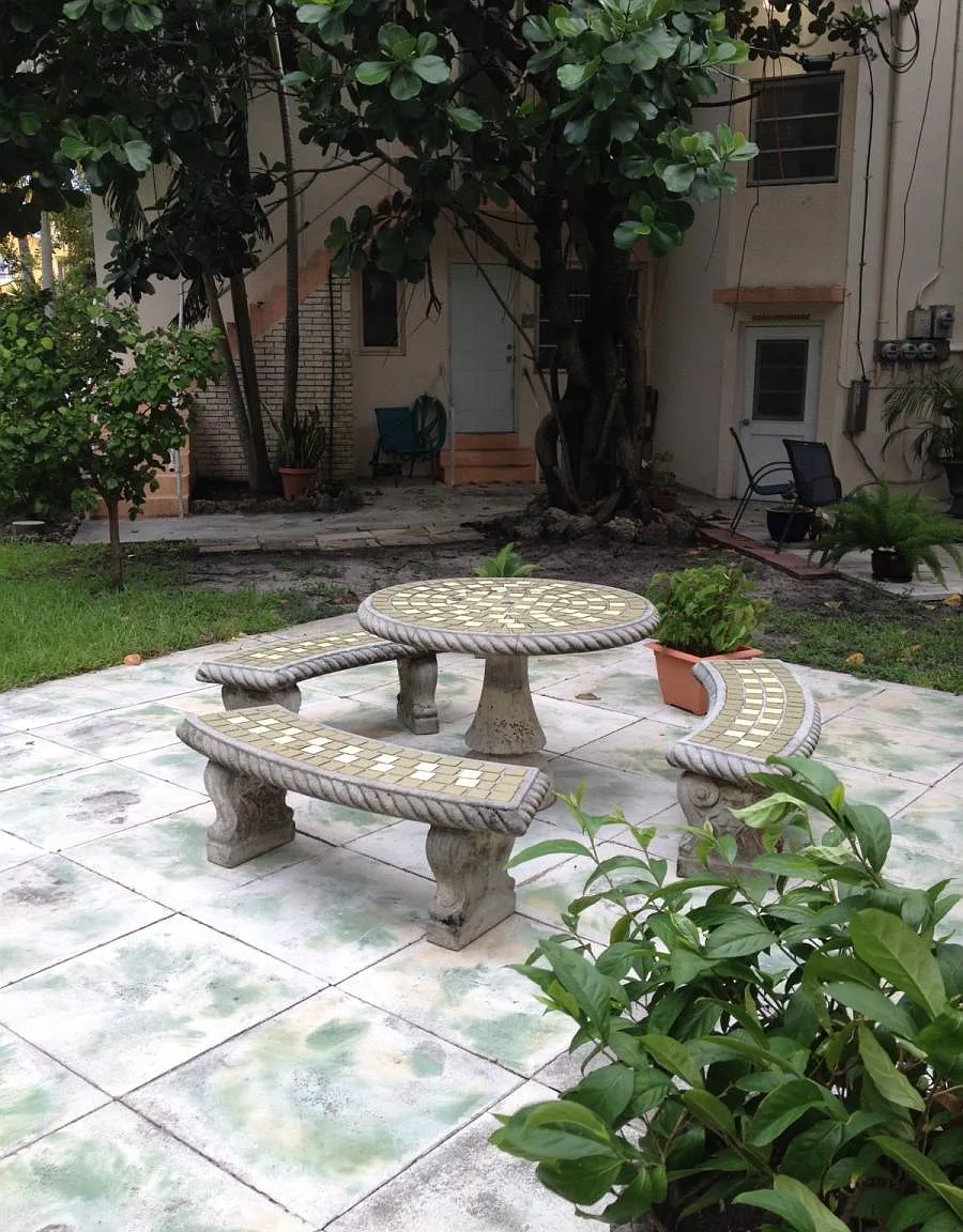 1010 S Douglas Road — Photo 3