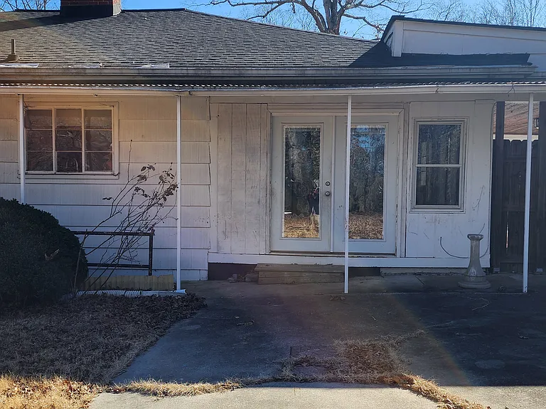 1520 Walnut Dr — Photo 5