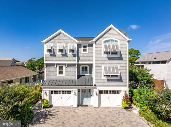 25 S Anchorage Ave, Bethany Beach, DE 19930
