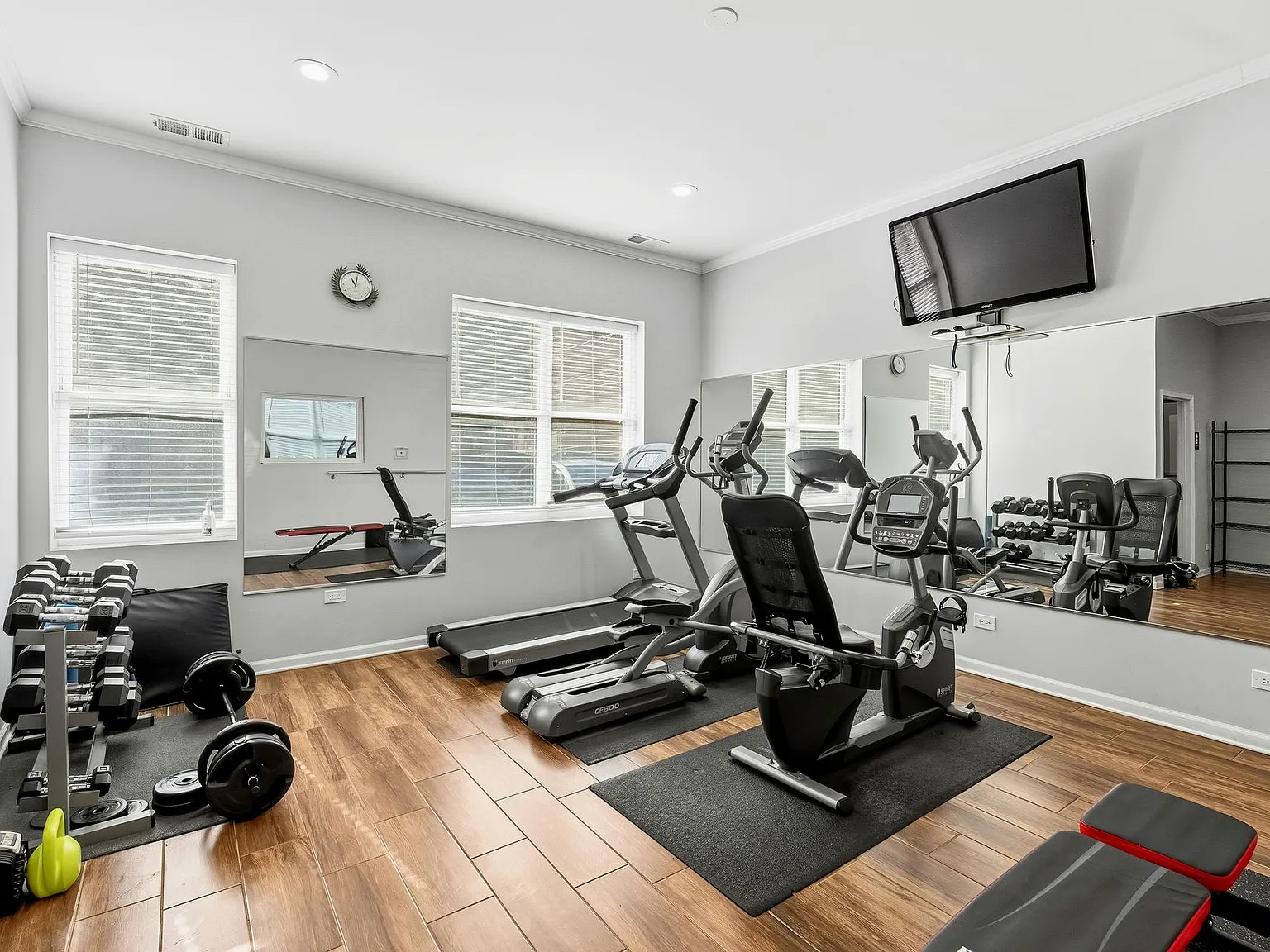 The Kenmore on Edgewater — Photo 3