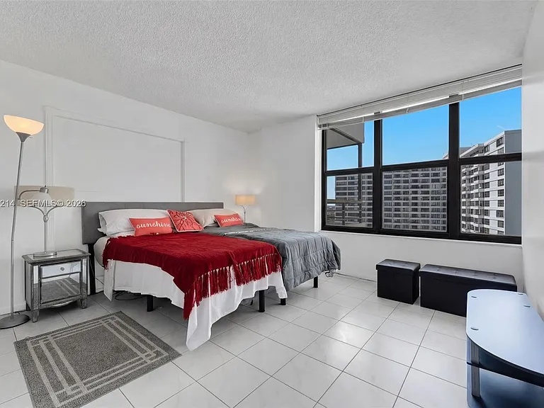 2500 Parkview Dr #1418 — Photo 15