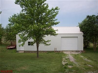Detached 30X48 Garage w/ Concrete Floor