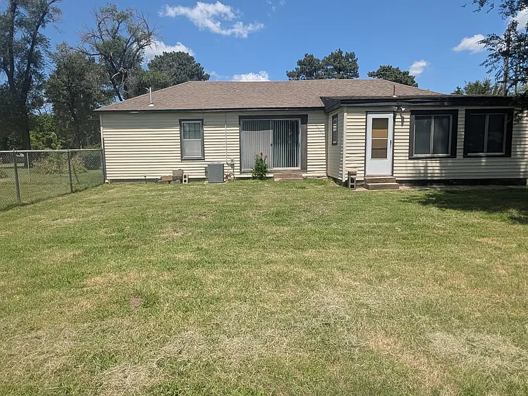 4733 W Harry St — Photo 10
