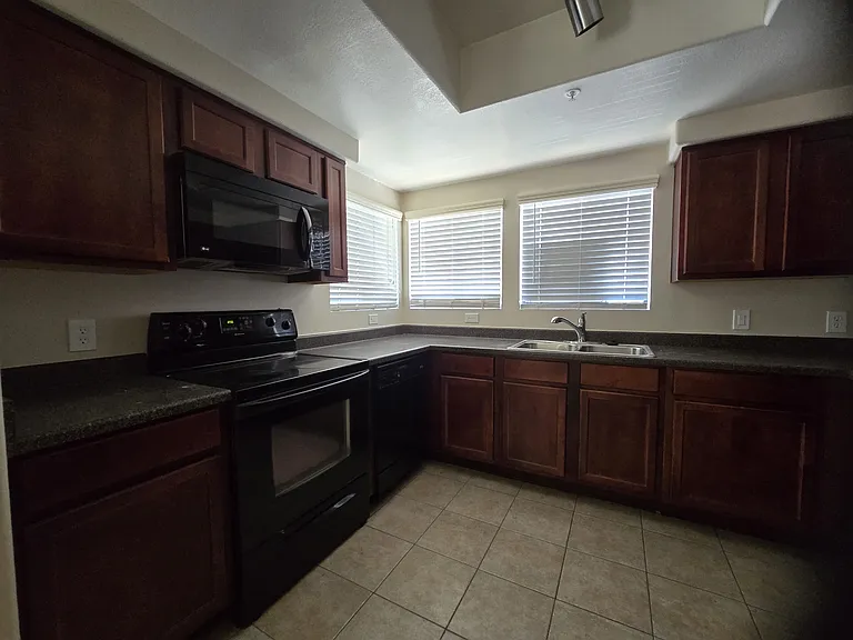 750 E Northern Ave #2043 — Photo 6