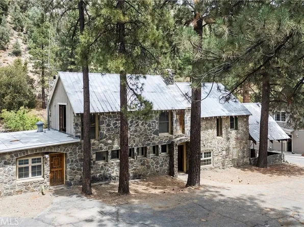 1576 State Highway 2, Wrightwood, CA 92397