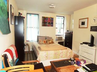 148 Orchard St #2A, New York, NY 10002