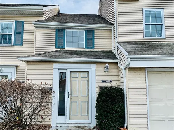 21403 Cherry Way #3-14, Rocky River, OH 44116