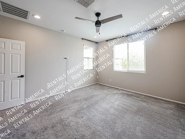 5211 W Leodra Ln — Photo 28