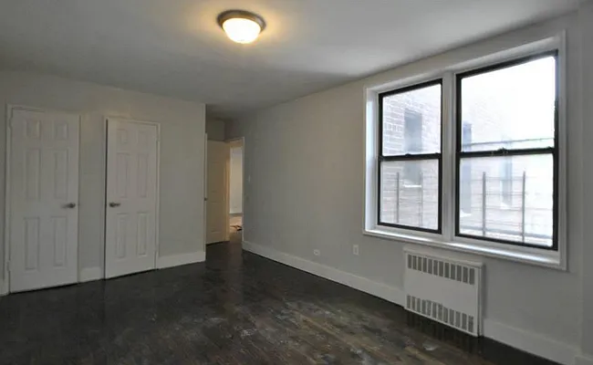 Rented by Smart NY Realty LLC | media 12