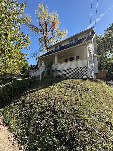 844 Lawton St Photo 1