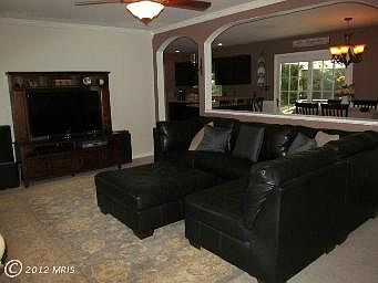 3rd image of 208 Wyatt Dr