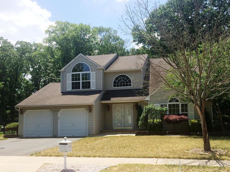 1st image of 930 Stamler Dr