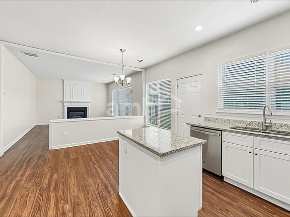 3rd image of 1703 Kendall Cove Ln